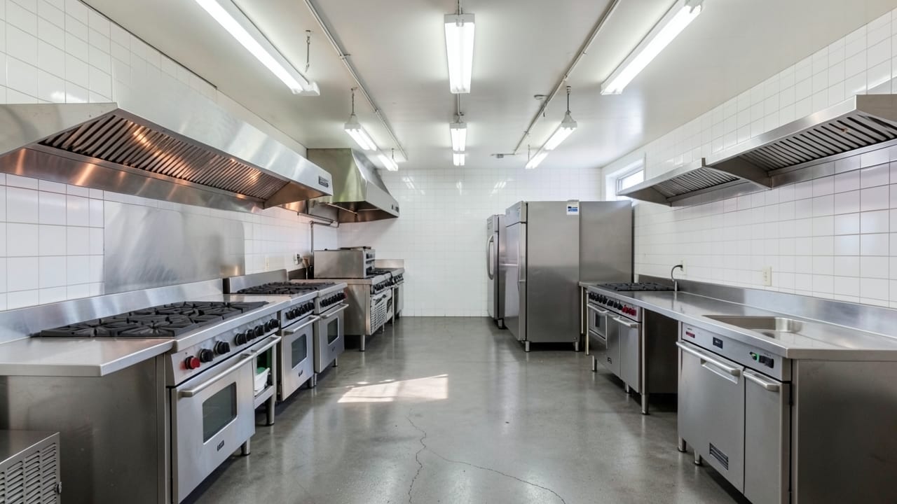 Restaurant Mold Remediation in Manitou Springs, CO in Manitou Springs