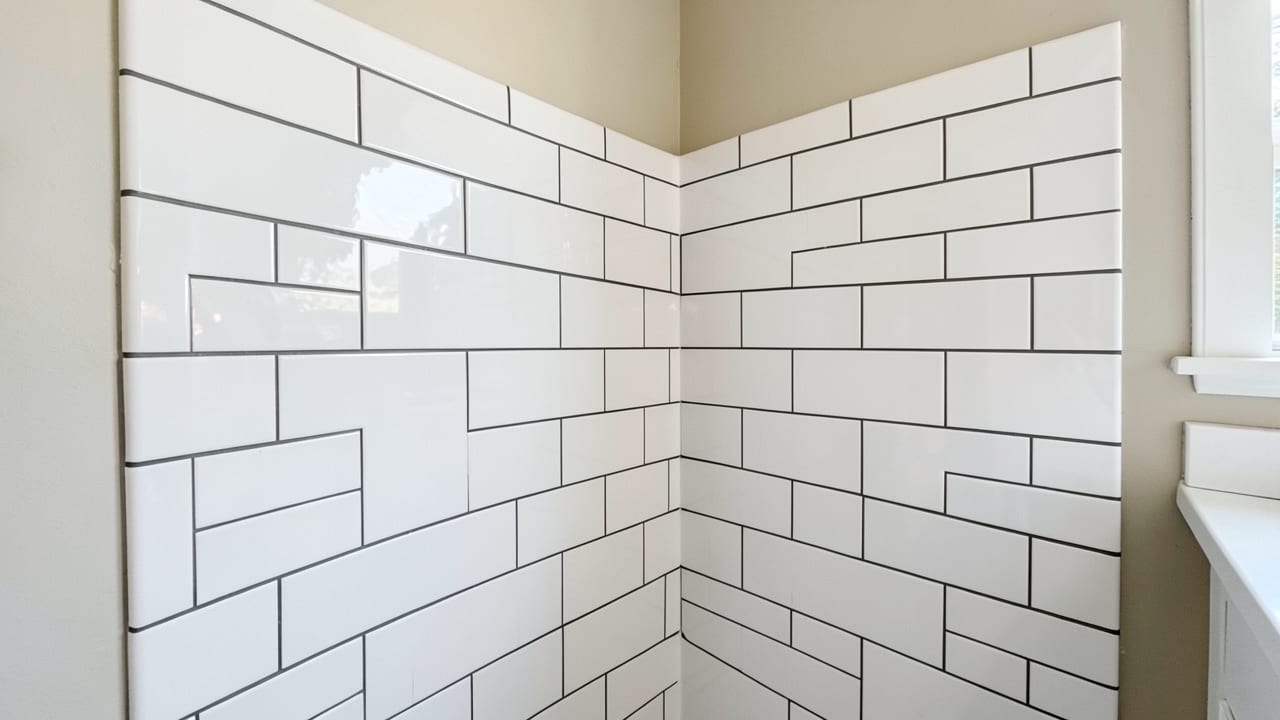 Bathroom Mold Removal in Freehold, NJ in Freehold